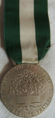 Médaille d'Honneur Communale Régionale Départementale 1997 + Boite(108-25/A1-33