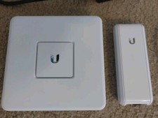 Ubiquiti UniFi Security Gateway USG and Cloud Key UC-CK Bundle