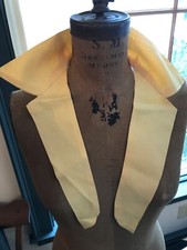 Vintage Light Yellow Rayon Woman Ladies Collar with Lapels