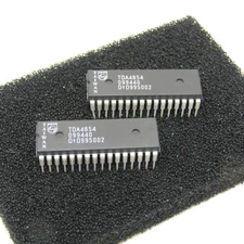 ( 2 PCS ) TDA4854 - Original Toshiba  I2C-bus Autosync Deflection Controller 