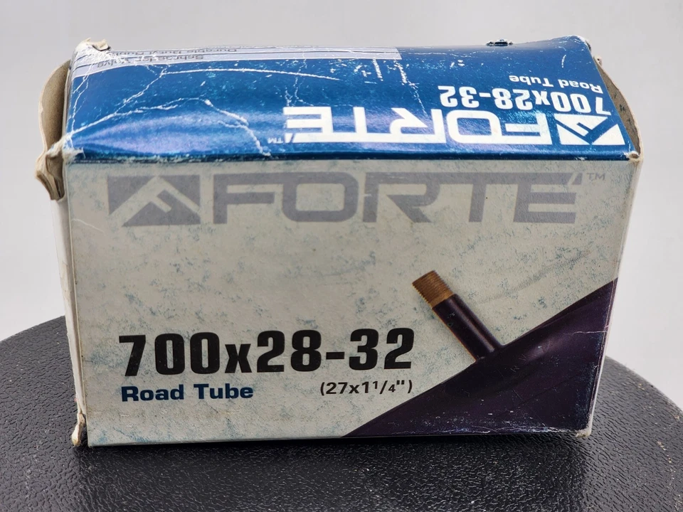 Forte Schrader Tube 27 X 1 1/4, 700 X 28-32 New In Box 0.9 mm / 140 Grams - Image 2 of 2
