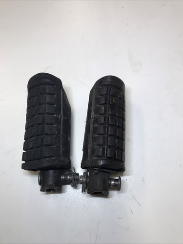 Honda CB 125 E 2018 Riders Foot Pegs