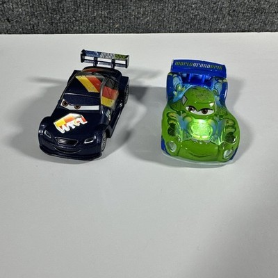 Cars Disney Store LIGHT UP MAX SCHNELL CARLA VELOSO HTF Lot Of 2