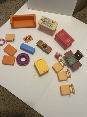 Lot Of 18 Bluey Replacement Table and Chairs for Play Set Furniture House Read*
