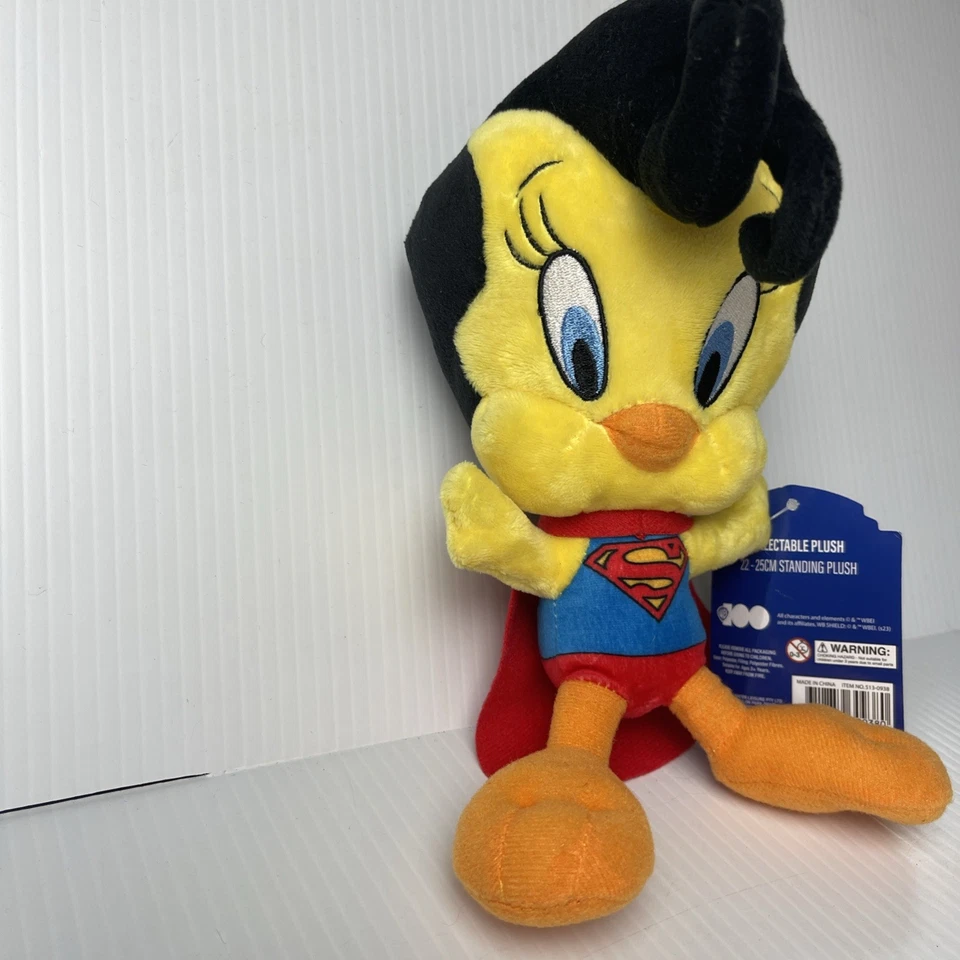 Juguete de peluche con etiqueta Warner Bros Looney Tunes Piolín como Superman 22 cm Foto 3 de 4