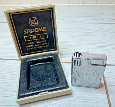 Gas Butane Lighter & Box/Case Sarome Piezo Electric Texture Stainless Steel Vtg