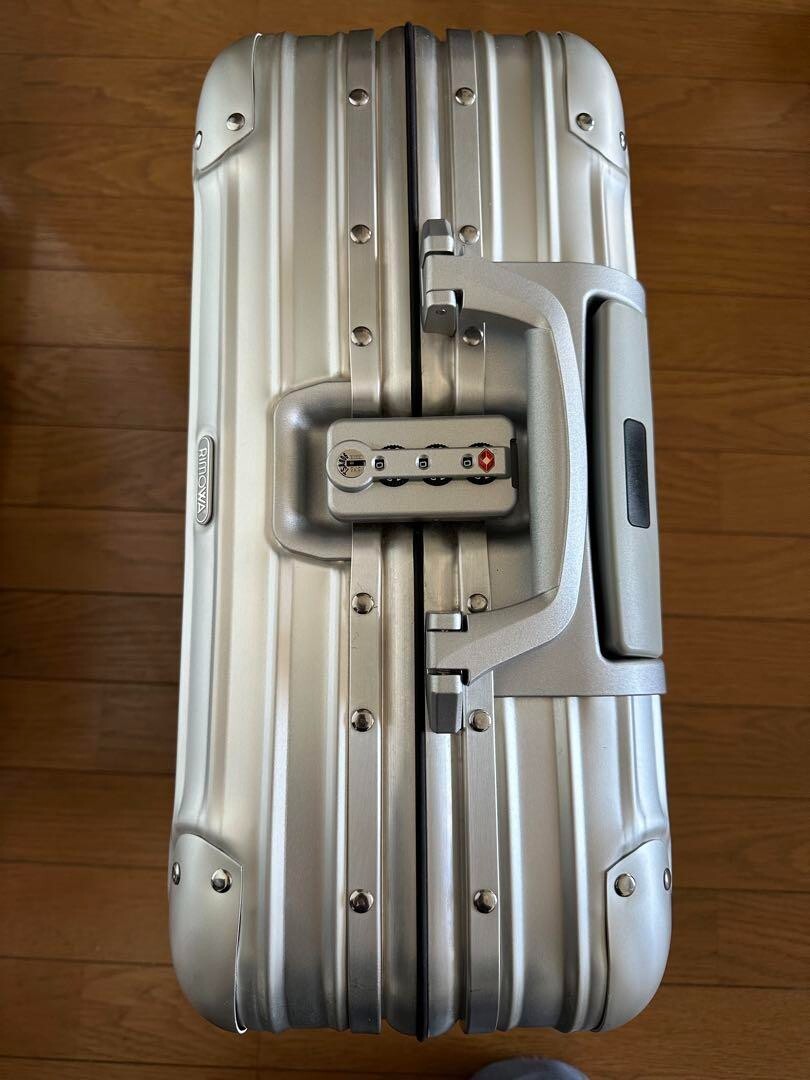 Rimowa Lufthansa 26L Silver 4-wheels Carry Case Suitcase | eBay Rimowa Lufthansa 26L Silver 4-wheels Carry Case Suitcase | eBay