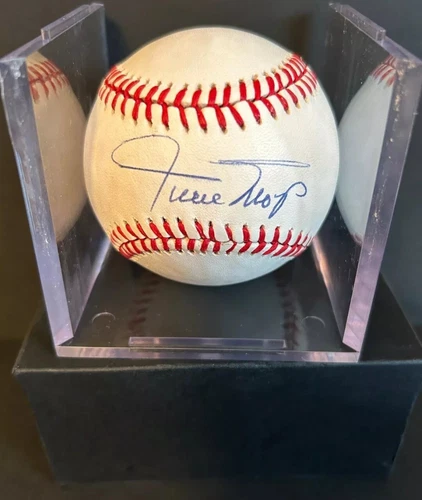 Willie Mays Autographed Official Major League Baseball PSA/DNA Letter.  Giants