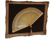 VINTAGE FOLDING FAN WUTH CARVED FRAME
