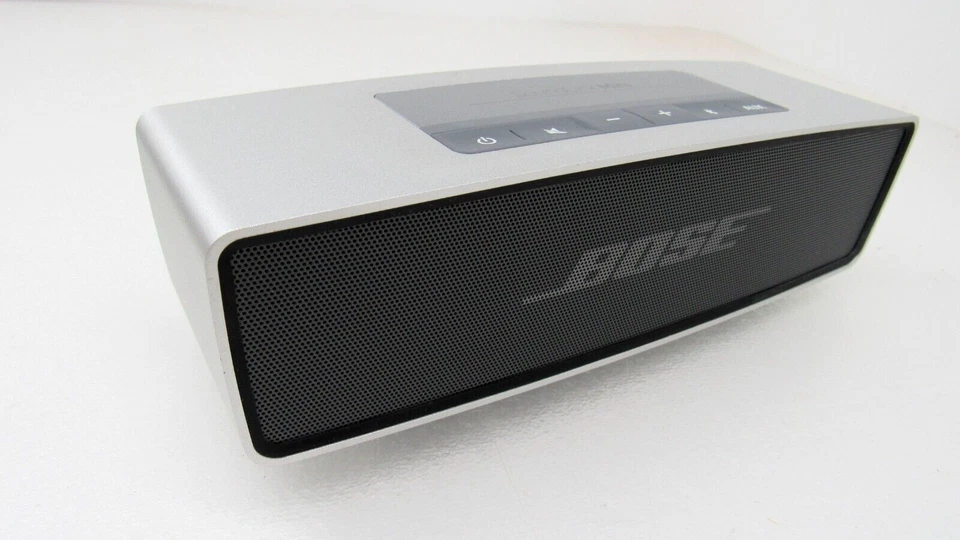 Altavoz portátil móvil inalámbrico Bose SoundLink Mini Bluetooth cargador plateado Foto 3 de 4