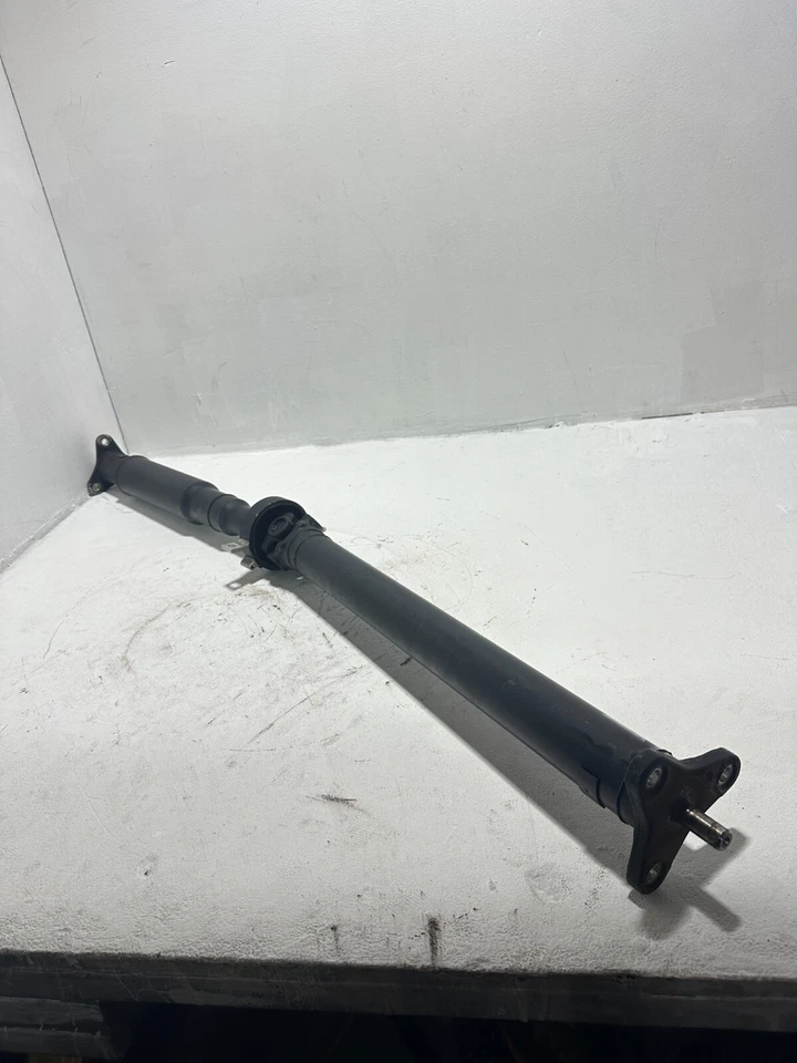 BMW 535XI F10 2011-2016 3,0 L XDRIVE EJE DE TRANSMISIÓN TRASERO HÉLICE OEM Foto 2 de 4