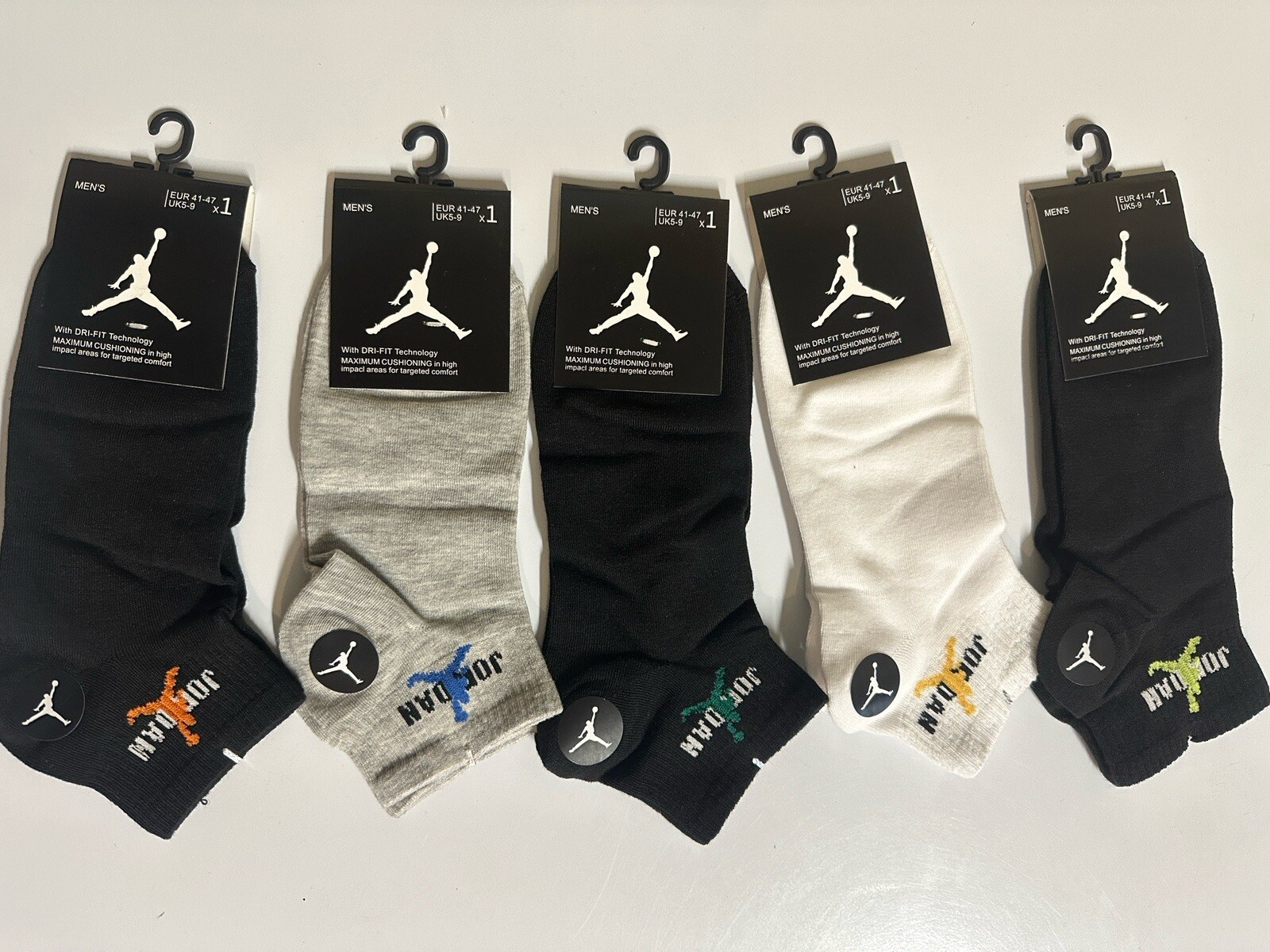 JORDAN Socks Unisex Ankle Socks Originals 5 Pairs Colorway Sz Large Socks NWT
