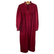 Donna Richard For Gilligan  O'Malley Nightgown Size Medium Red Vintage Ruffle