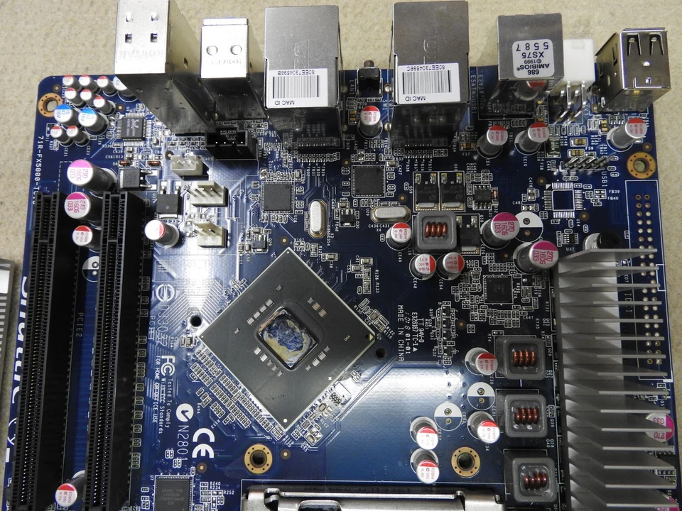 Motherboard-Shuttle SX58J3 - Immagine 3 di 4
