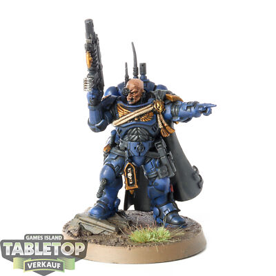 Space Marines - Captain in Phobos Armour - bemalt