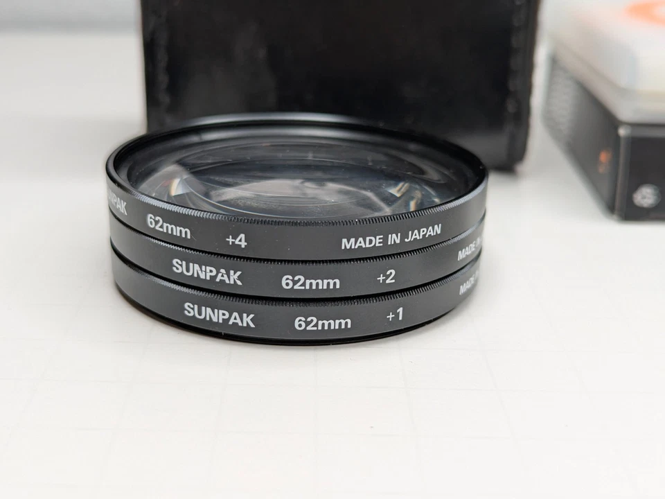 62mm Set 4 Filters - Chiaro T95 Premium MC UV, Sunpak Close Up +1,2,4 Japan - Image 2 of 4