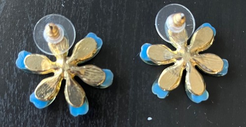 2 Pairs of Robert Rose Gold Tone Flower Earrings Red Blue Lucite Rhinestones - Picture 6 of 6