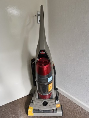 Bissell 4625-E beutelloser Staubsauger Floors & More 1800 W Bodenstaubsauger DETAILS PRÜFEN