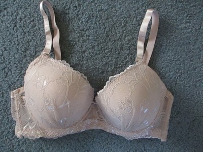 NWT, RENE ROFE Size 38C Beige Lace Overlay Multi-Way Strap Bra