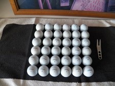 SCOTTY CAMERON Silver Red Dot Divot Tool W/ 36 Prov1 and Prov 1X Balls