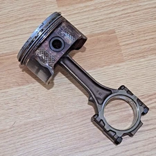 2009 Ford Mustang 4.0L Piston and Connecting Rod OEM Cylinder 2
