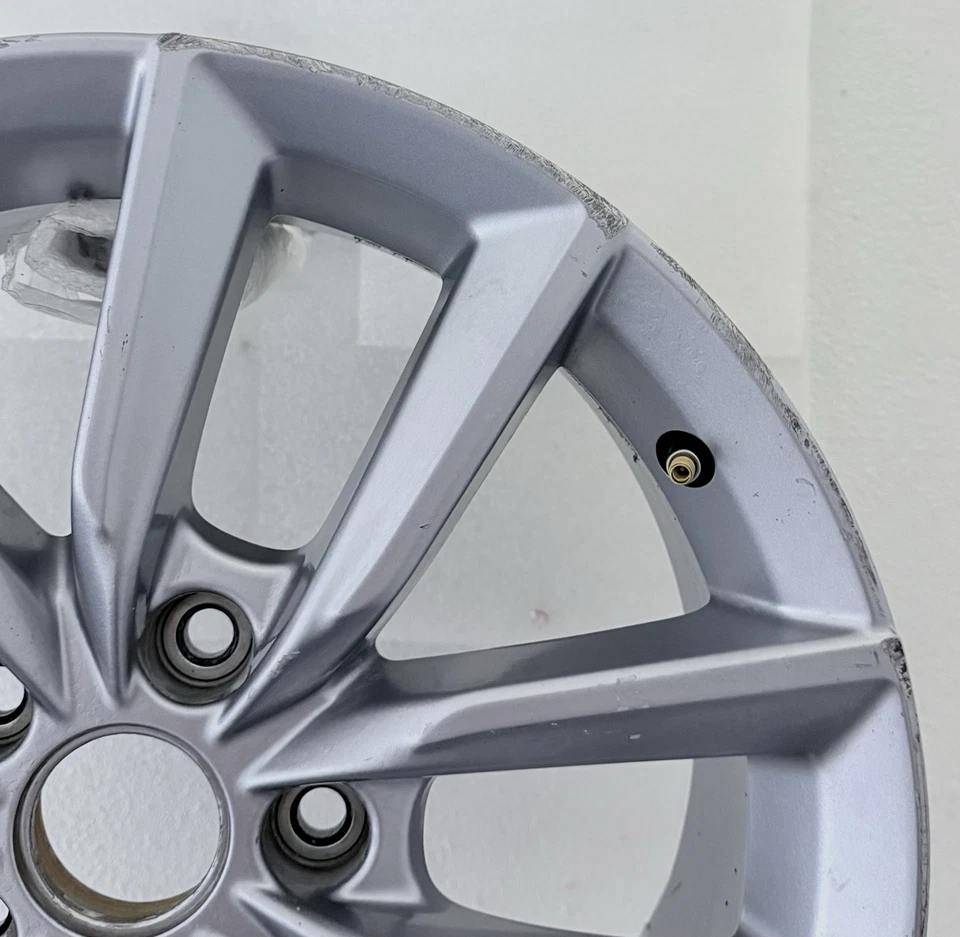 HONDA ACCORD 2021-2022 FACTORY OEM 17" LIGHT GREY ALLOY WHEEL RIM 63693 #2 - Image 4 of 4