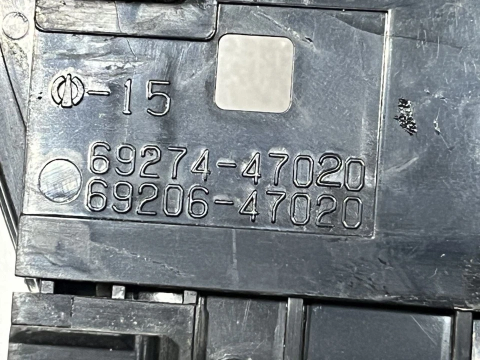 Toyota Prius 2004 2005 2006 2007 2008 2009 manijas interiores de las puertas delanteras y traseras Foto 3 de 4