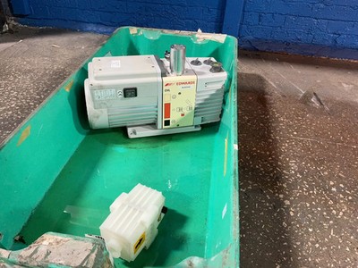 EDWARDS ROTARY VANE VACUUM PUMP E-LAB  2
