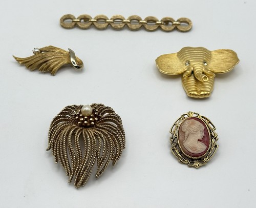 Lot Of 5 Brooches 3 Brooches & 2 Unsigned Brooches