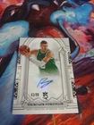 2023-24 Topps Royalty Pillars of Greatness Auto Kristaps Porzingis 63/99!!