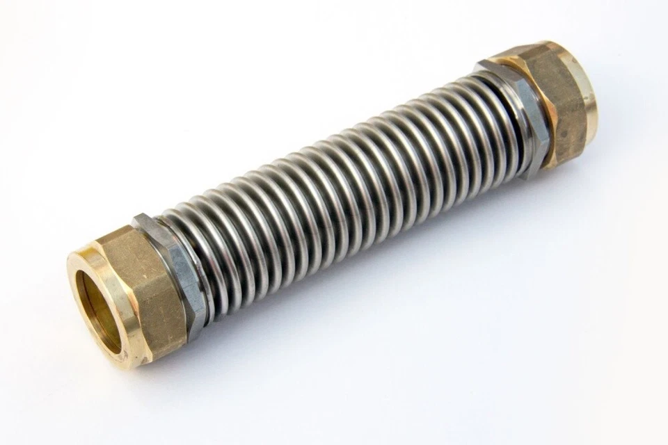 Kompensator Kollektorkopplung Kollektorverbinder 22x22mm Klemmringverschraubung  - Bild 2 von 3