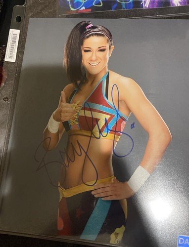LOT (5) WRESTLING AUTOGRAPH 8X10 PHOTO ALL W/ COA DDP DIAMOND DALLAS BAYLEY WWE - Picture 3 of 7