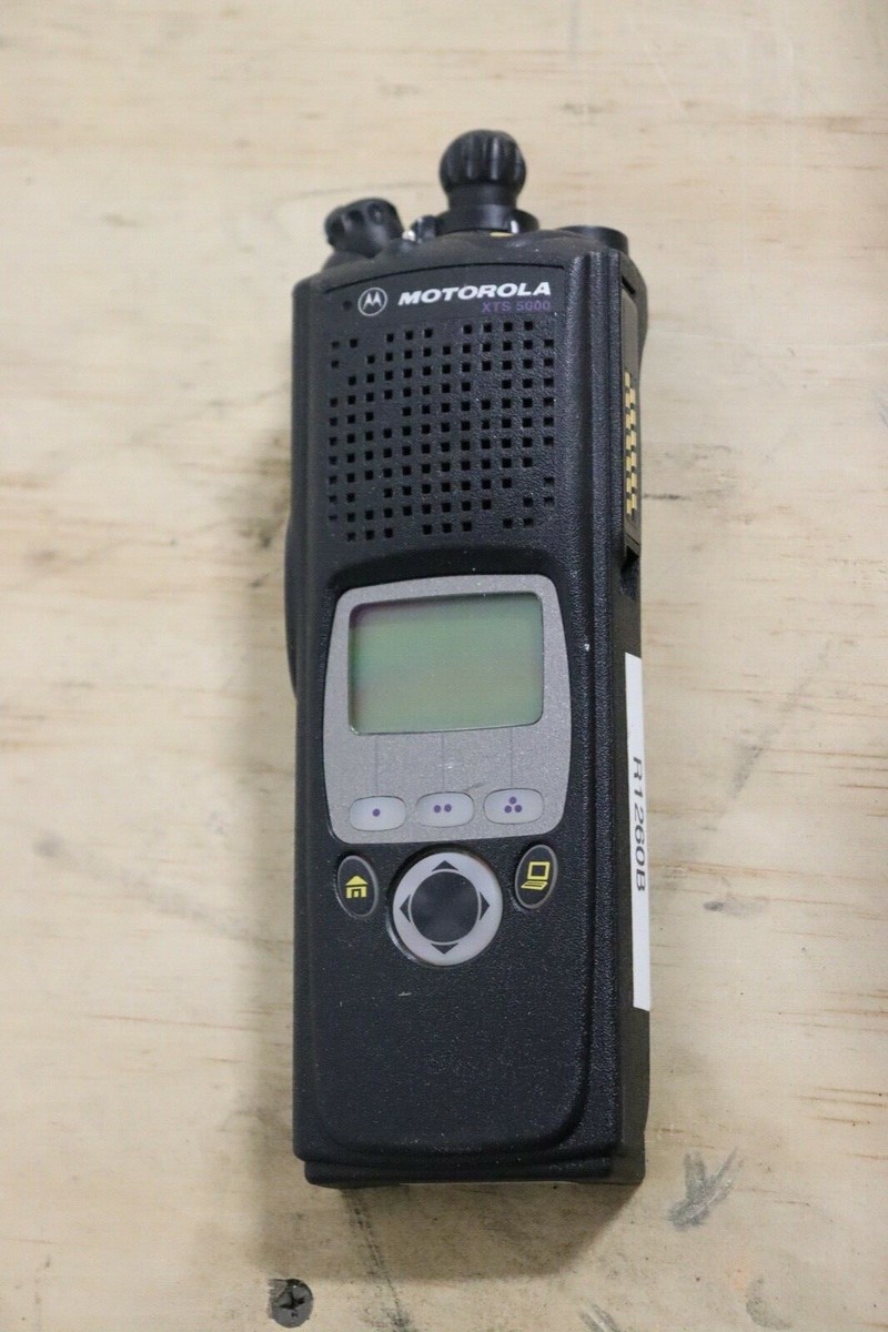 Motorola XTS 5000 H18UCF9PW6AN RADIO | eBay