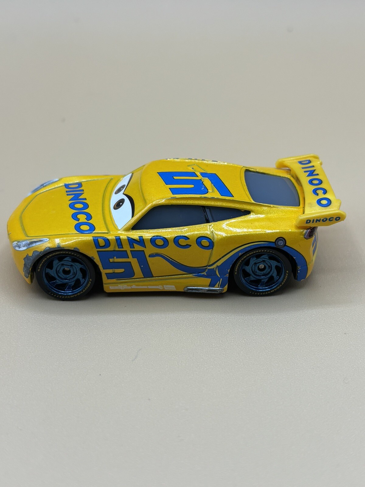 DISNEY PIXAR CARS 3 Dinoco Cruz Ramirez #51 1:55 DIE-CAST CAR Mattel ...
