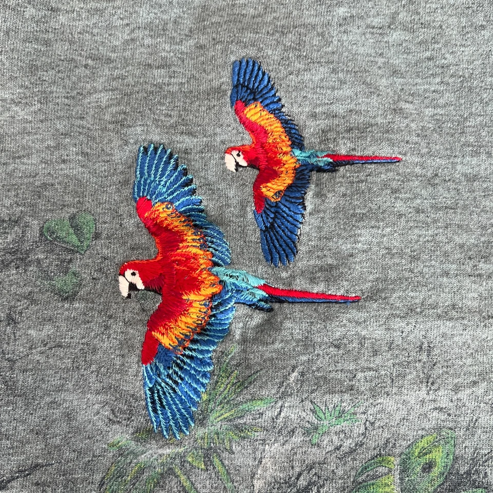 Camiseta Vintage Gráfica Selva Loro Colorido Grande Foto 3 de 4