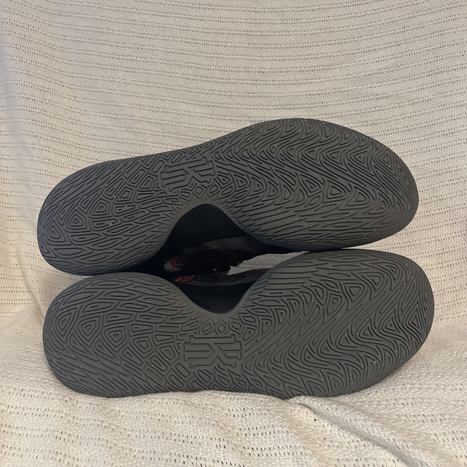 Size 13 - Nike Kyrie Flytrap 5 Bred - image 4