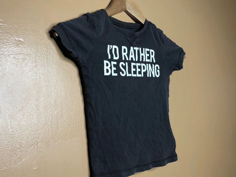 Pijama Gap infantil masculino tamanho 6 2 peças calça curta manga curta cinza cintura elástica - Imagem 4 de 4