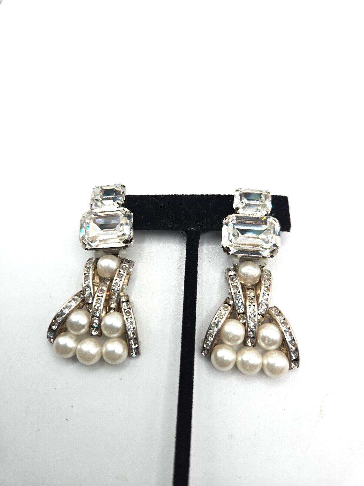 Vintage BOZART Made in ITALY Dangle Clip Earrings Rhinestones and Pearls 2.25"