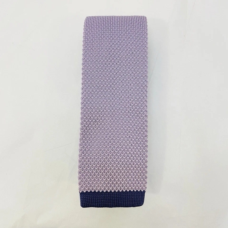 Corbata ajustada de punto de poliéster para hombre UNIQLO púrpura con extremo cuadrado azul marino 55x2,25 Foto 3 de 4