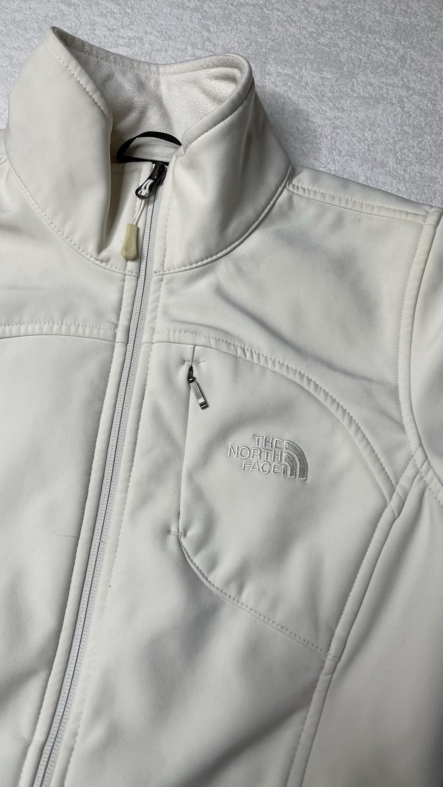 Northface Soft shell Jacket White color Size smal… - image 5