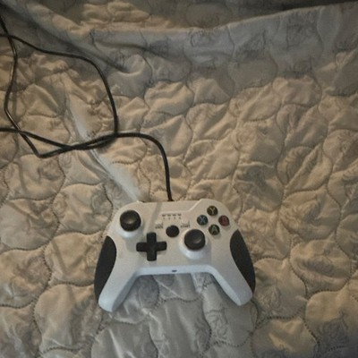 Wired USB Ergonomic Game Controller for PC, White/Black, 5-9ft Cable