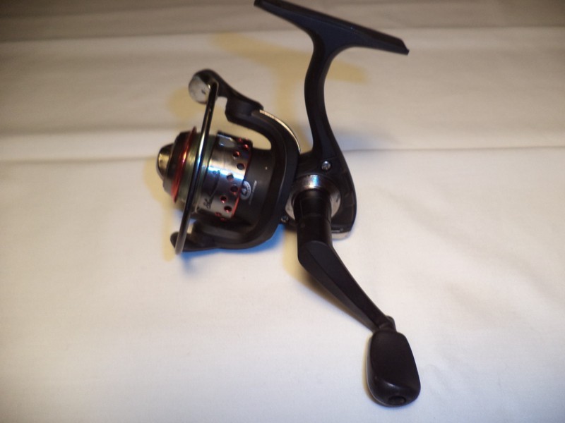 Shakespeare GX220 Ultra Light Spinning Reel, 4 Bearings