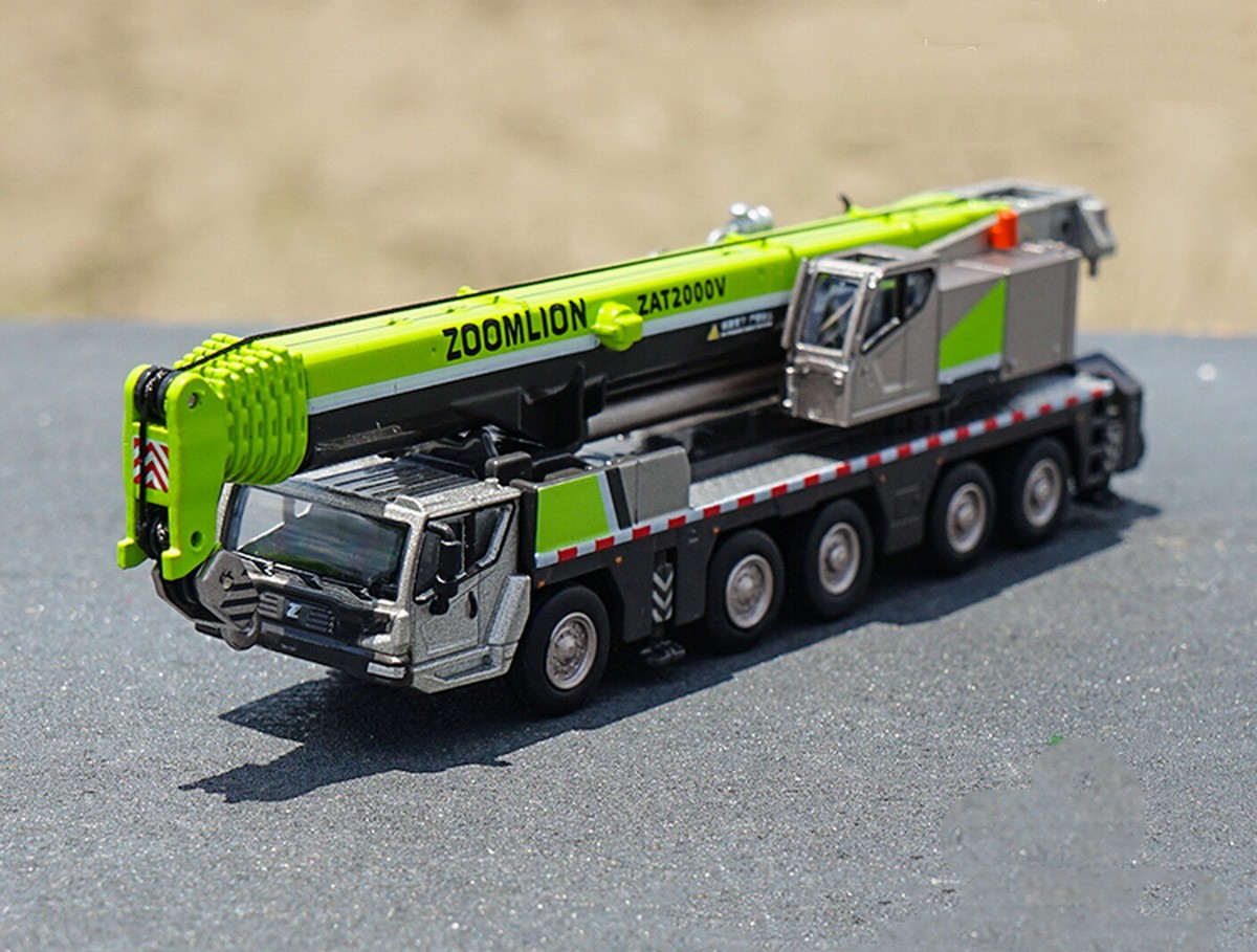 1/120 Zoomlion ZAT2000V753 ALL TERRAIN MOBILE CRANE Diecast Model