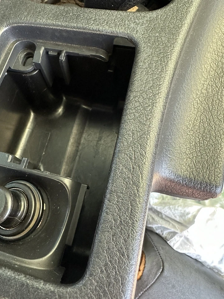 Bisel de ajuste de control central Nissan 300ZX 1990-1996 2+2 OEM. Negro. Descongelador. Foto 4 de 4