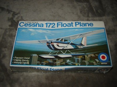 Entex 8527 Model Kit Cessna 172 Float Plane 1/72 Factory Sealed kit