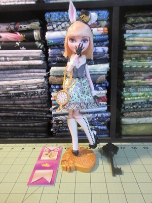 Ever After High doll Bunny Blanc with Accessories!