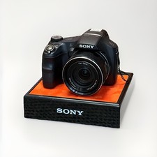 Sony Cyber-Shot DSC-HX200V Zeiss Digitalkamera Bridgekamera 18,2 MP / 30x Zoom