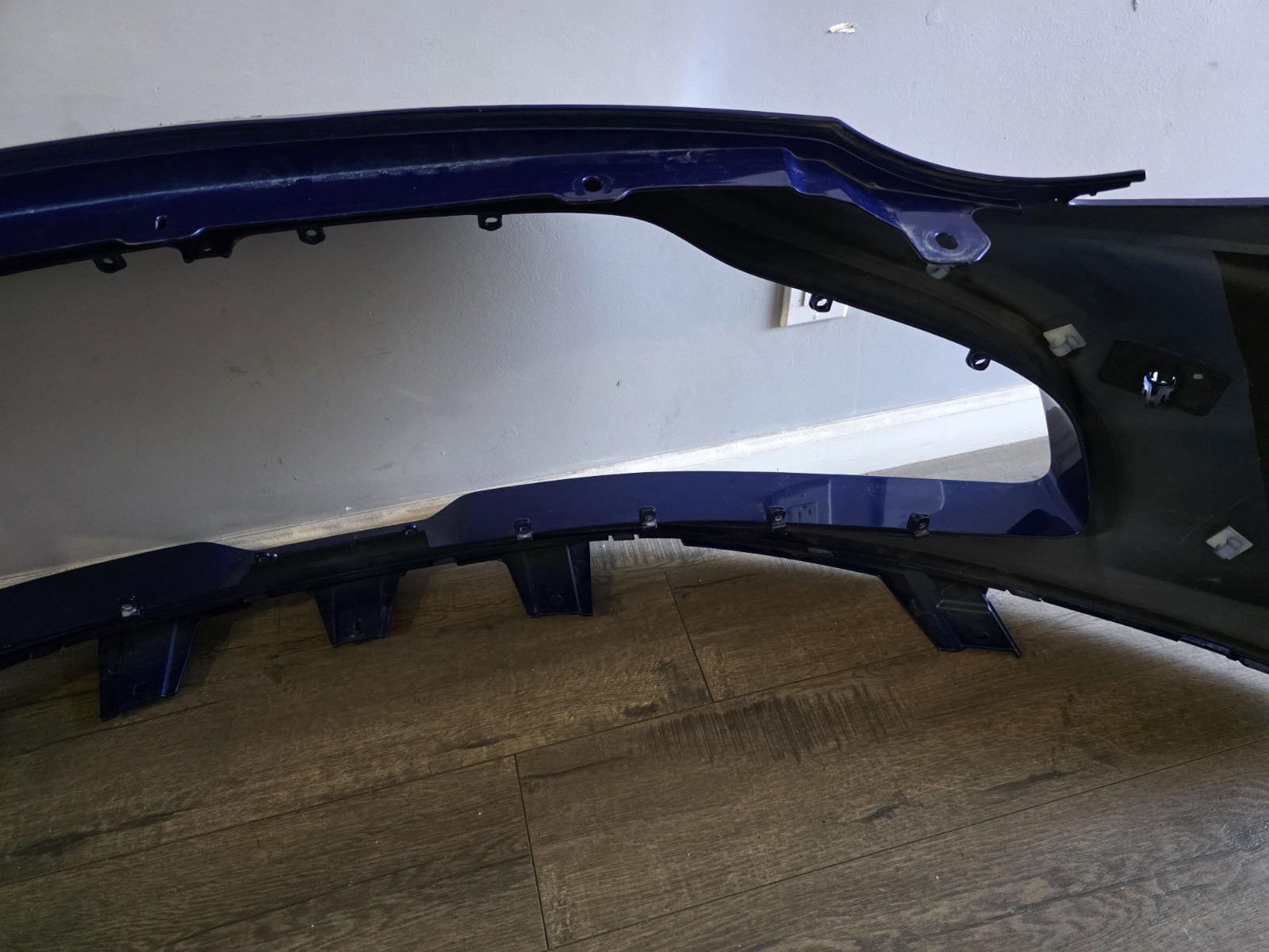 ASTON MARTIN VANTAGE FRONT BUMPER OEM 2025 RY63-17D957