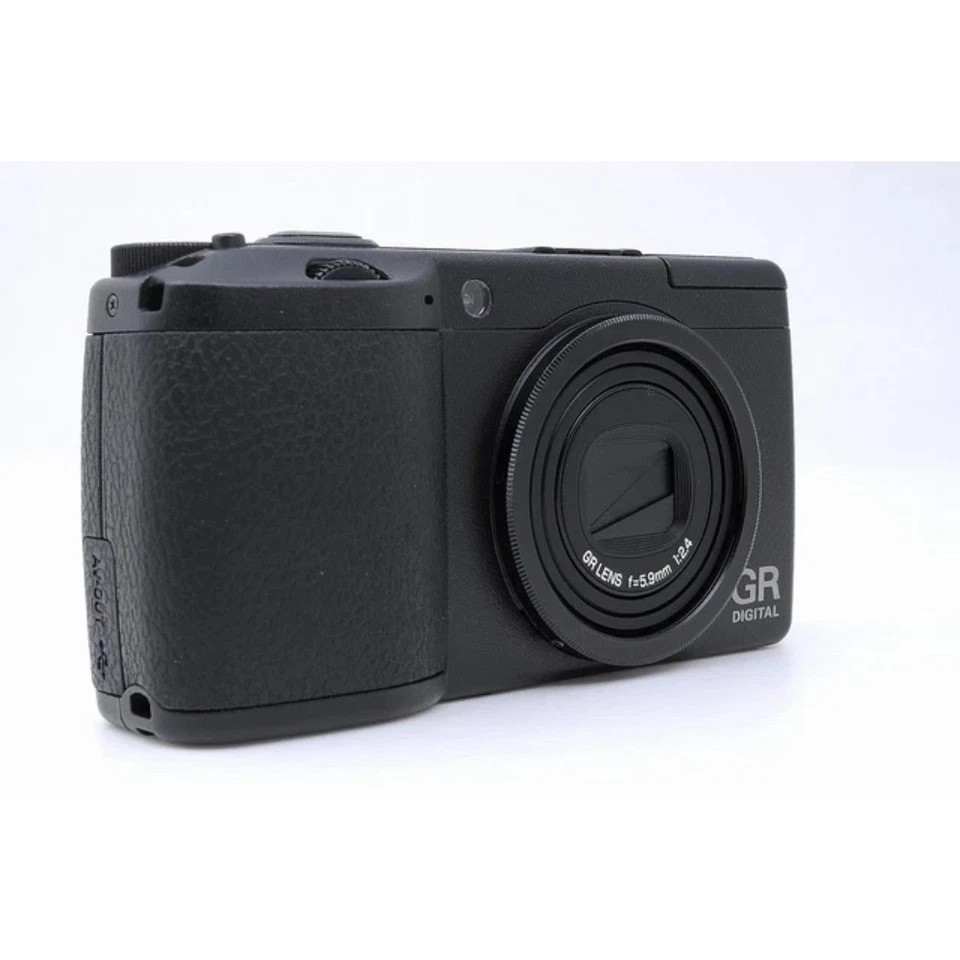 Ricoh GR Digital II GRD2 Compact Self Timer Digital Camera with Accessories - Image 3 of 4