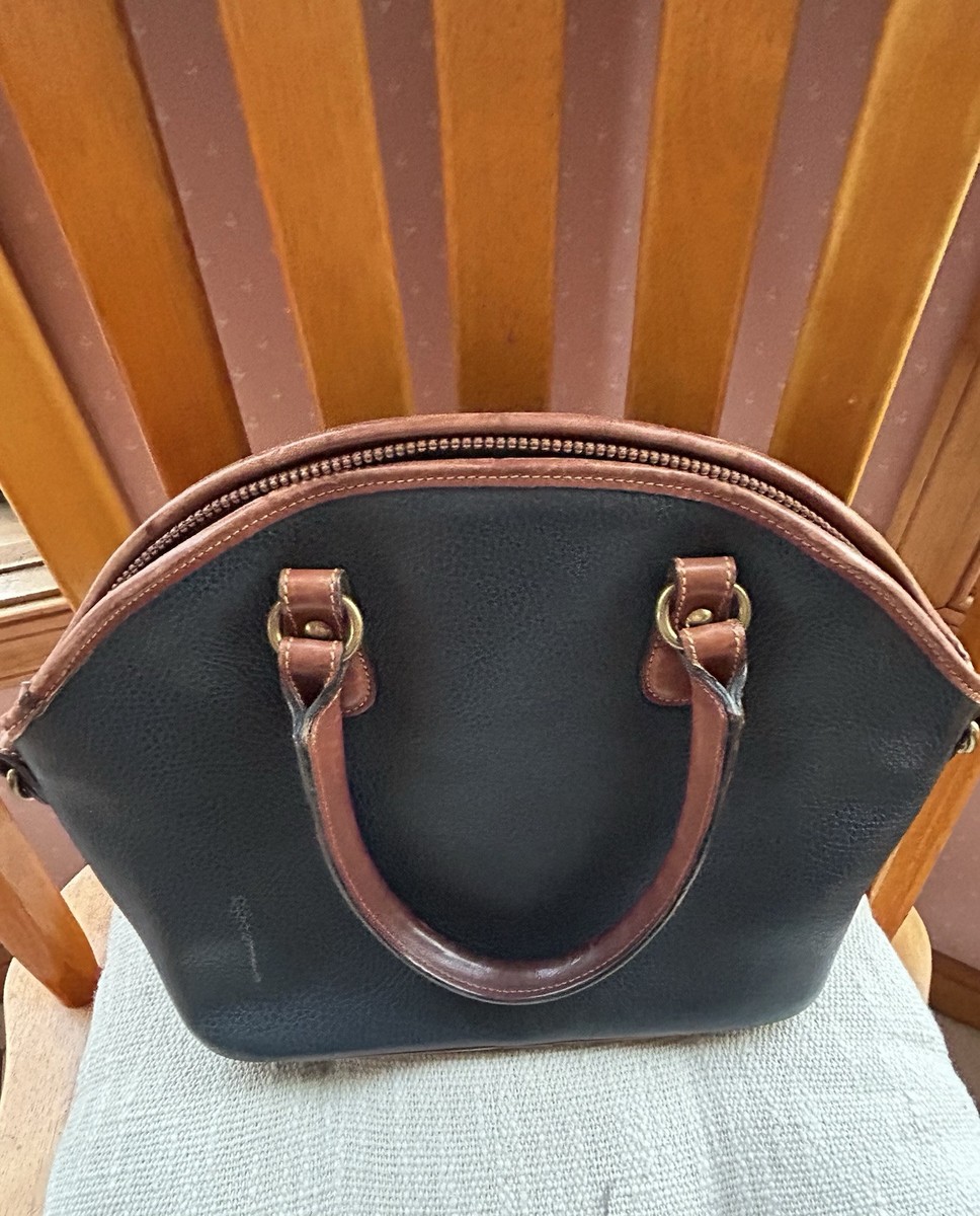 バッグ Old COACH Vintage Leather Saddle Navy Vintage Coach Bag, Navy Leather and Saddle Brown Leather with Gold